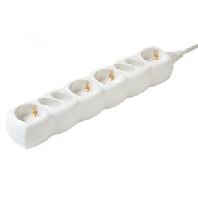   Home NV 18-3/WH/1,5 hálózati elosztó, 3 m, H05VV-F 3G1,5 mm2 kábel, IP 20 kivitel, 4 védőérintkezős és 4 euro aljzat, max. 3500W, fehér